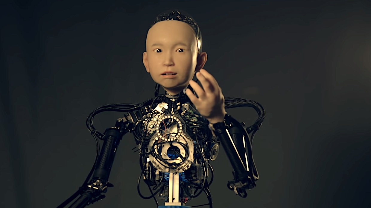 Robot w ludzkim przebraniu i inne nowości